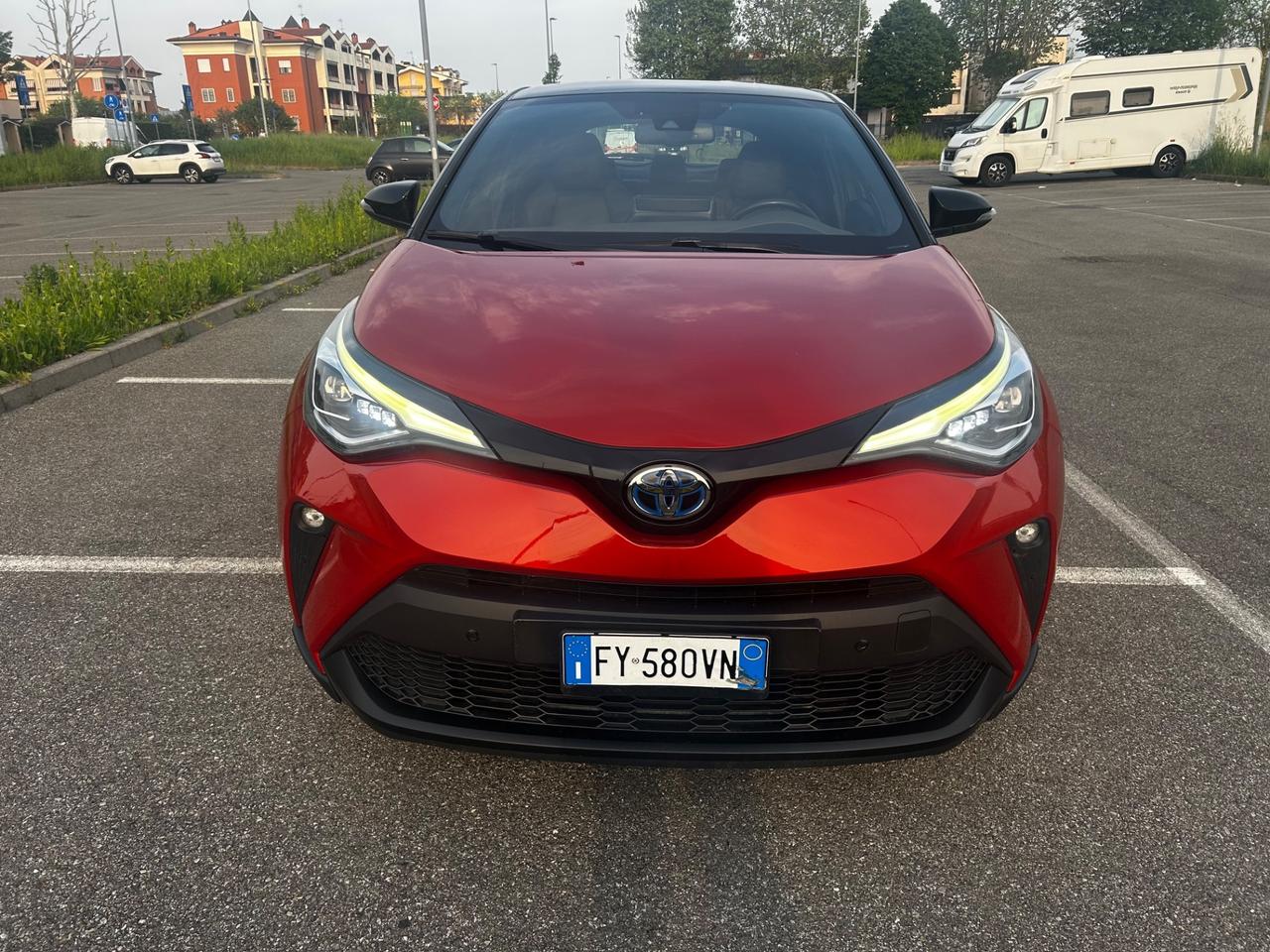 Toyota C-HR 2.0 Hybrid E-CVT Style