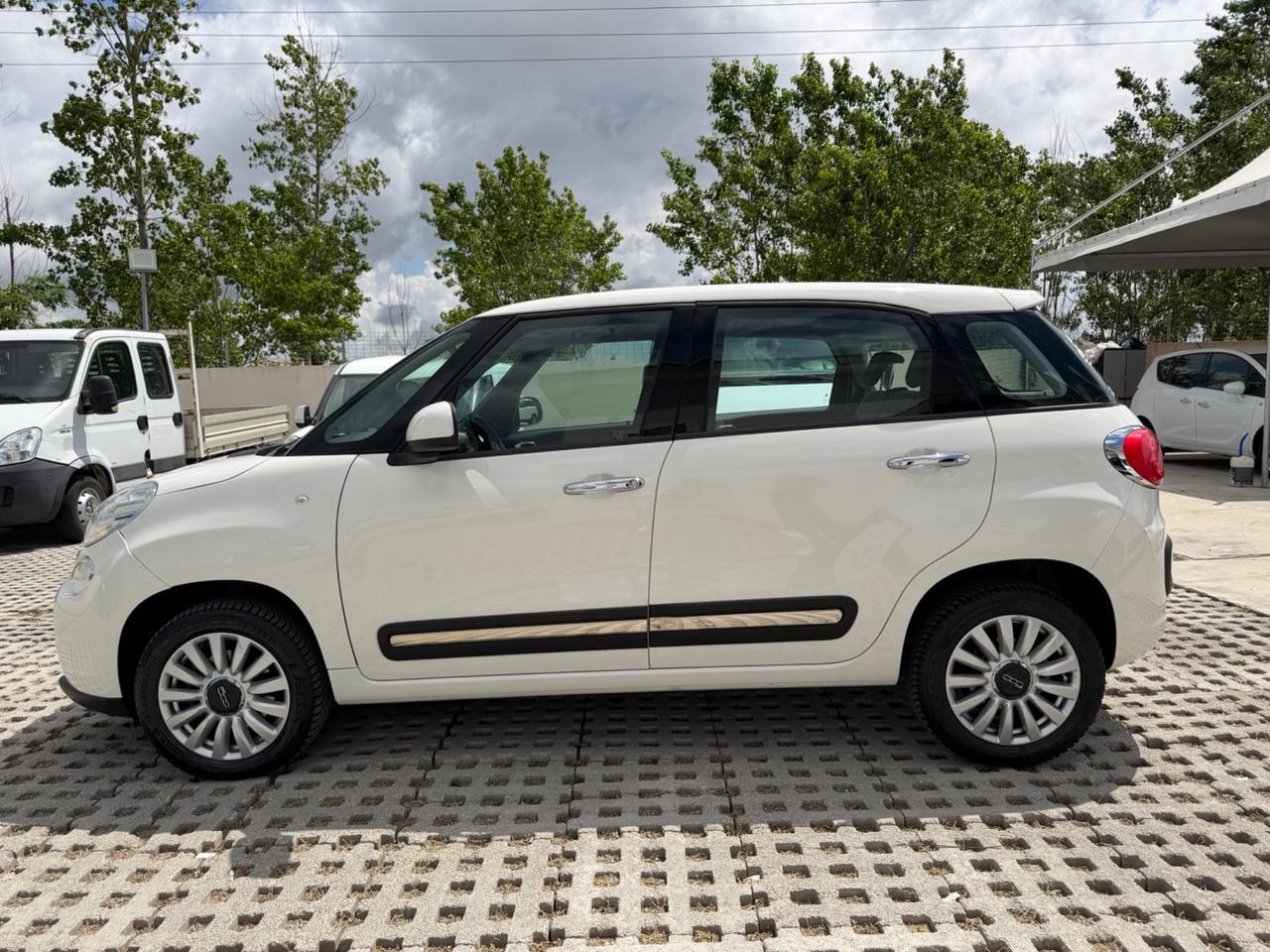 Fiat 500L 0.9 TwinAir Turbo Natural Power Lounge