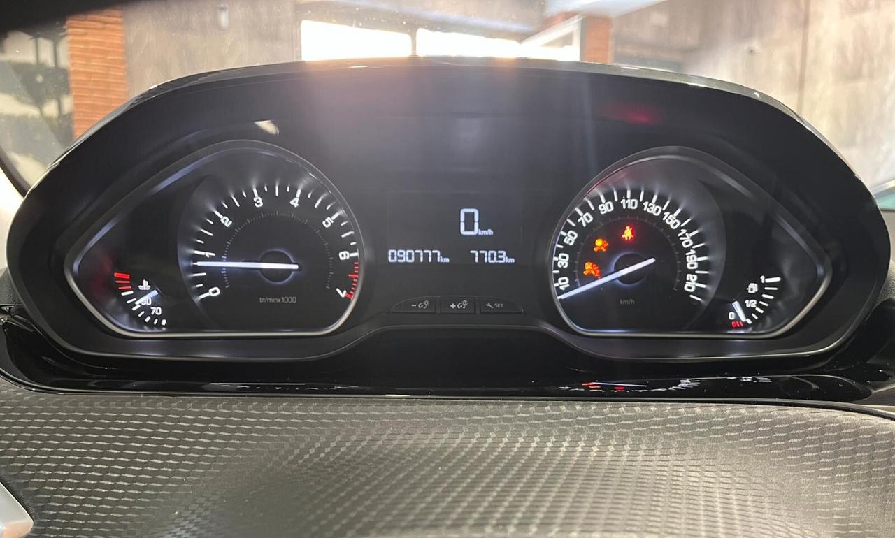 Peugeot 2008 PureTech 82 Allure