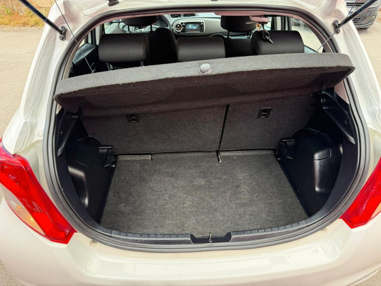 Toyota Yaris 1.0 69cv Lounge - 2011
