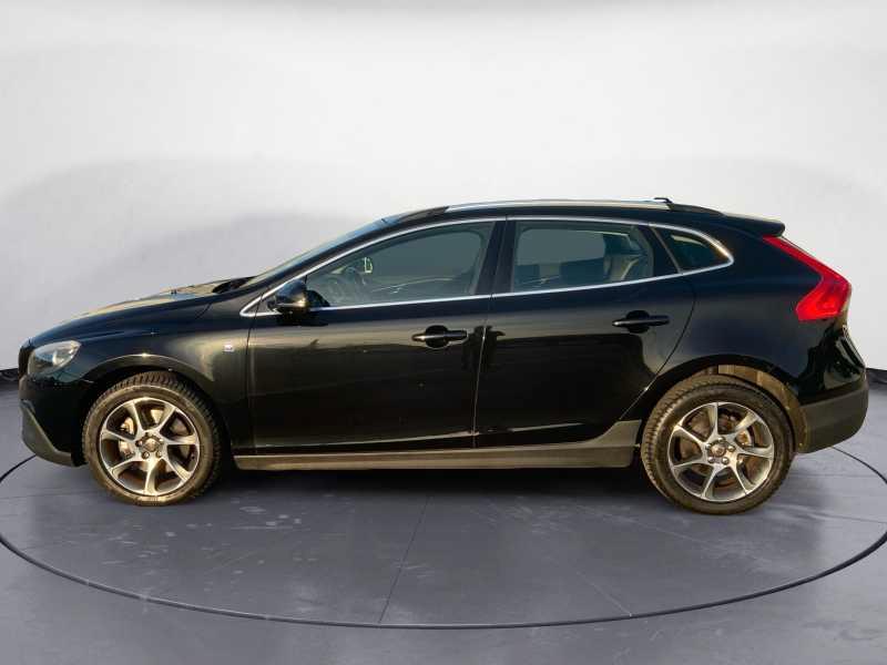 VOLVO V40 Cross Country 2.0 D2 Ocean Race