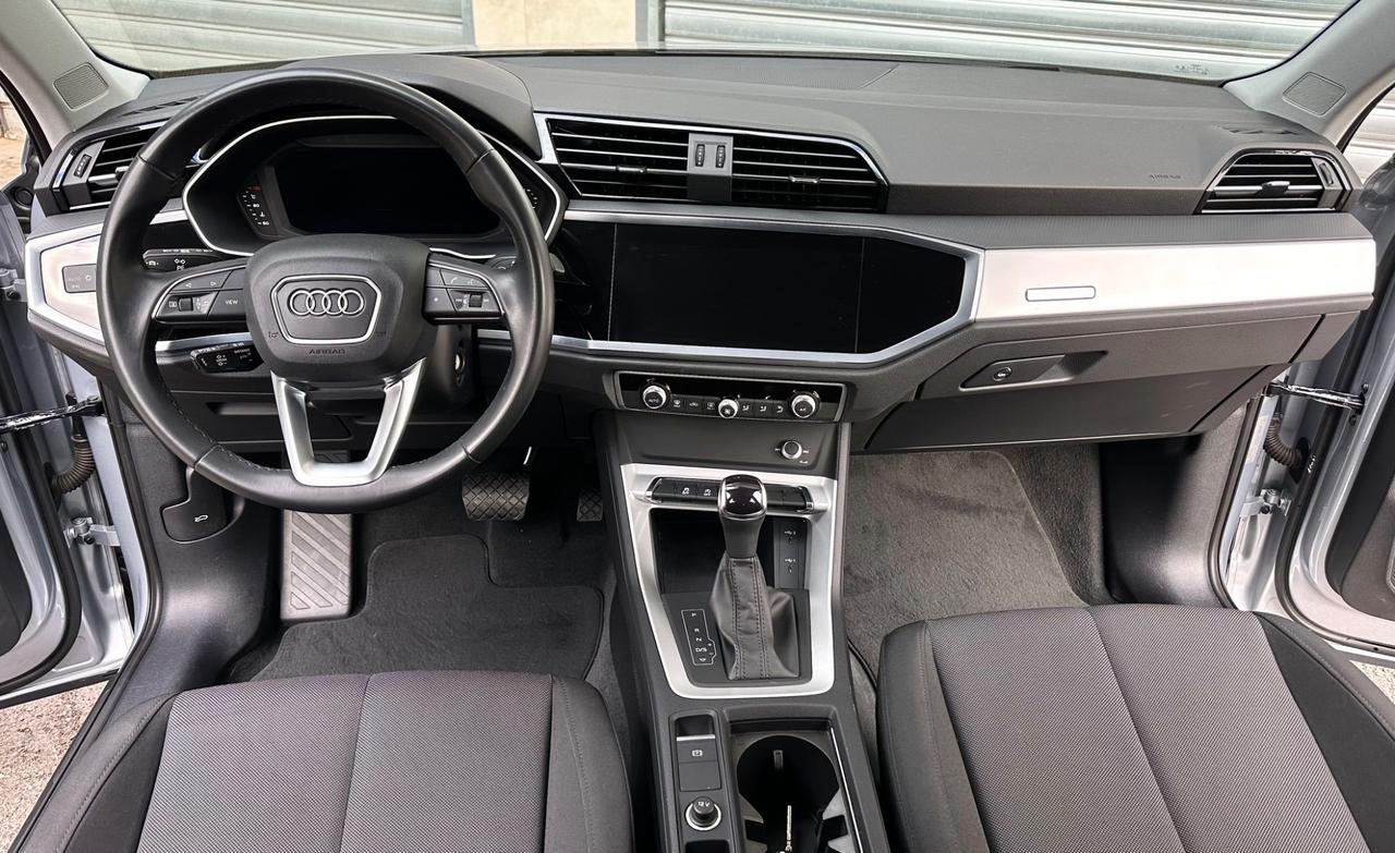 Audi Q3 35 TDI quattro S tronic Business Advanced