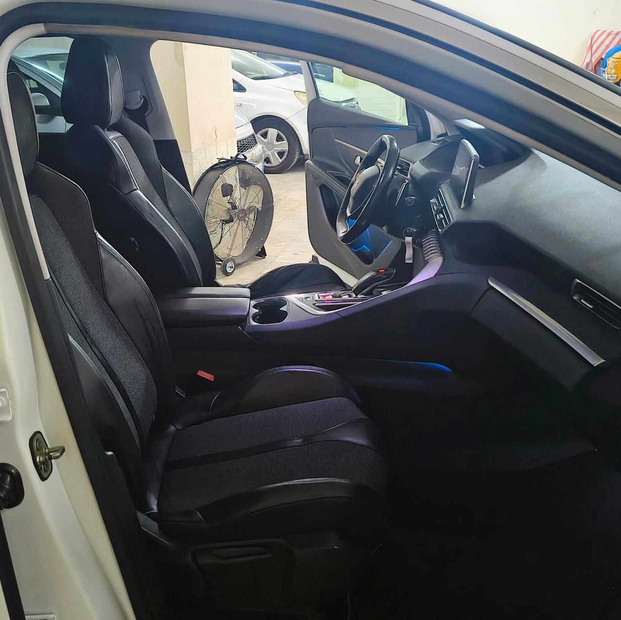 Peugeot 3008 BlueHDi 130 S&S EAT8 GT Line - leggere descrizione