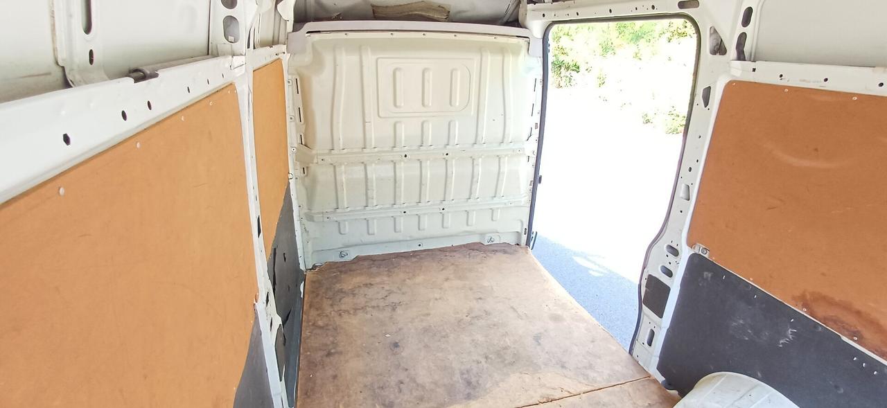 Citroen Jumper 33 L2H2 120cv