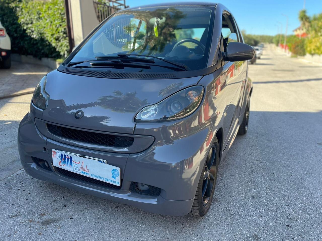 Smart ForTwo 1000 52 kW coupé limited one