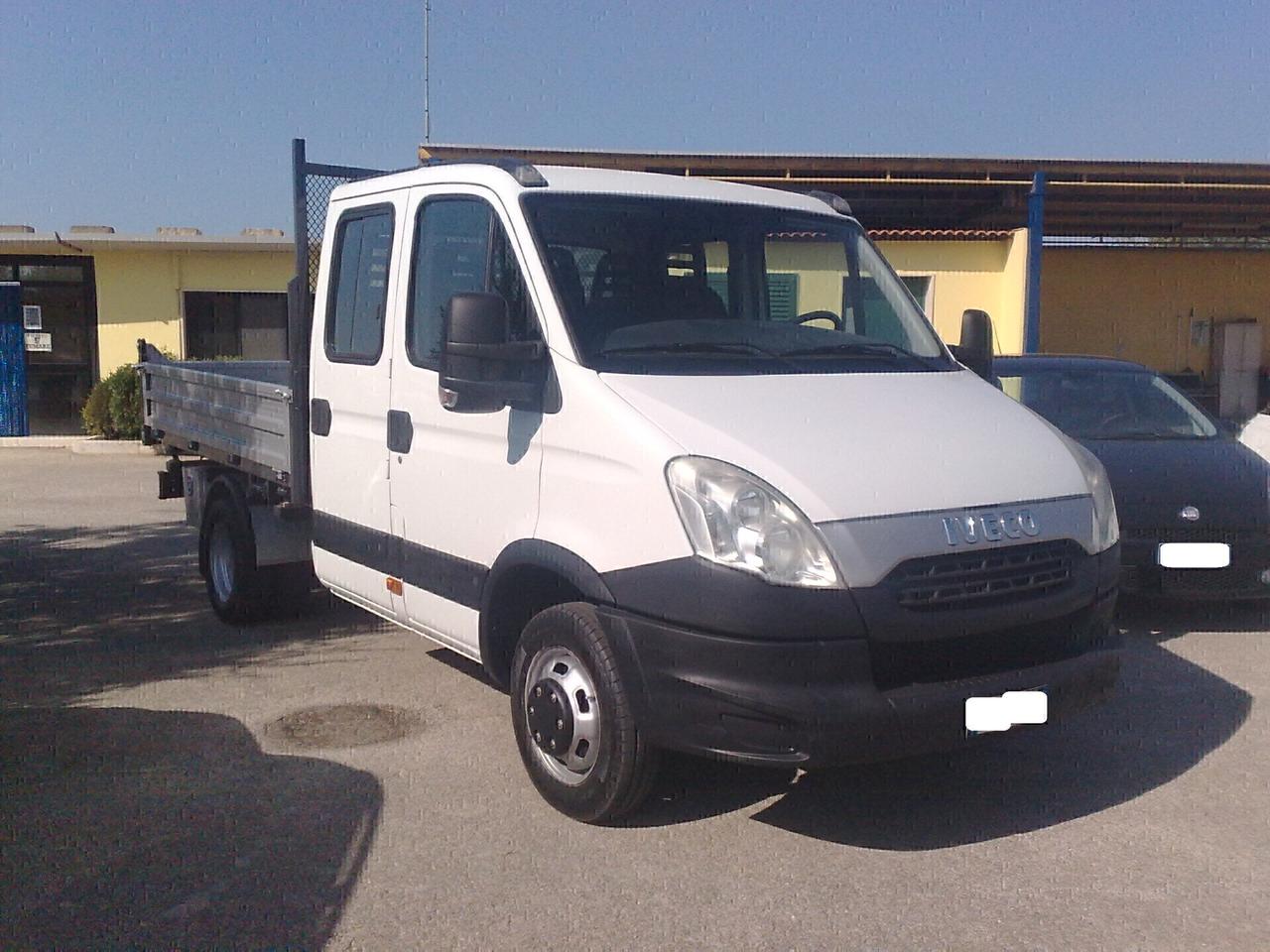 Iveco 35c11 DOPPIACABINA RIBALTABILE-MOTORE NUOVO