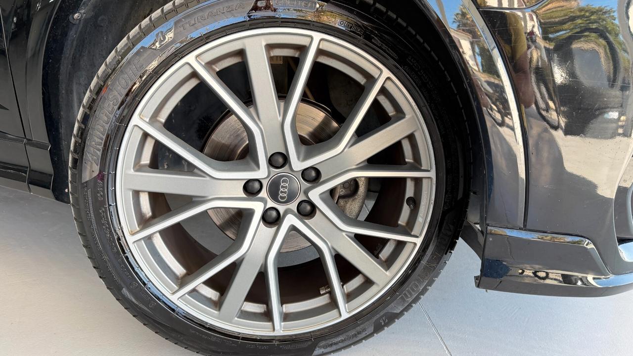Audi Q3 SPB 35 TDI S tronic line edition SuperFull