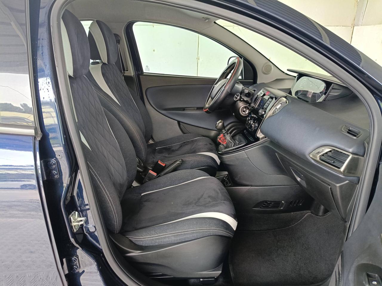 LANCIA Ypsilon III 2015 - Ypsilon 1.2 Mya 69cv