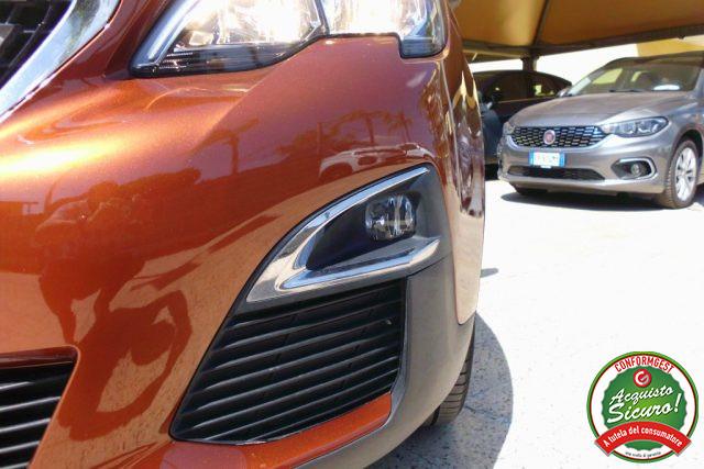 PEUGEOT 3008 BlueHDi 120 S&S BC Business