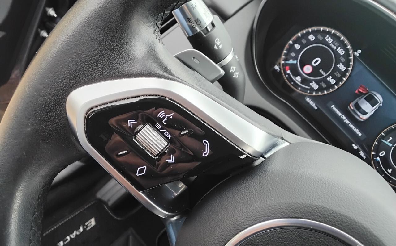 Jaguar E-Pace 2.0 I4 200 CV AWD Auto R-Dynamic SE