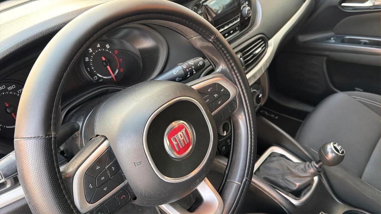 Fiat Tipo 1.4 5P. 95CV Lounge GPL