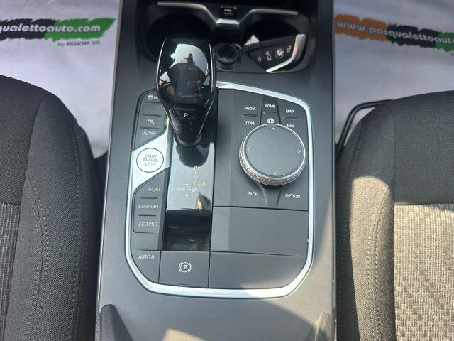 BMW 116 Automatica d 5p. Business Advantage