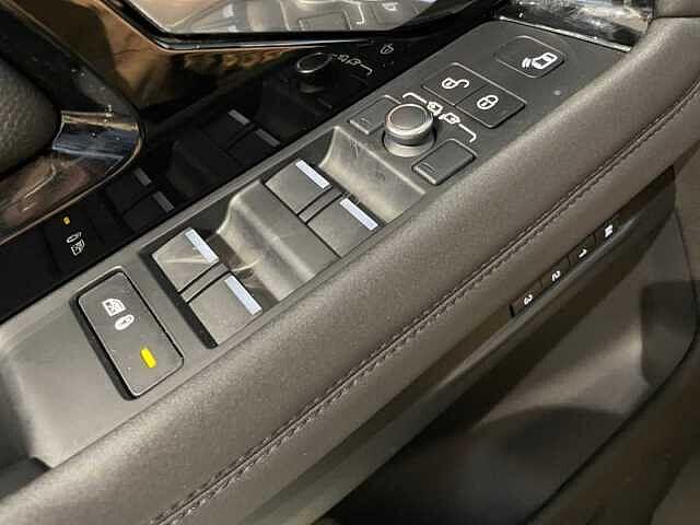 Land Rover Range Rover Evoque R-Dynamic SE - IVA ESPOSTA
