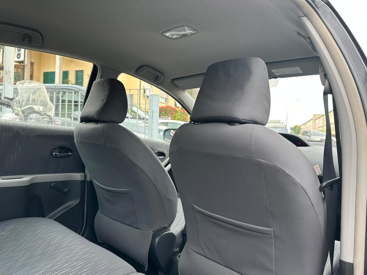 Toyota Yaris 1.4 D-4D 5 porte Sol SOLI 60.000 KM REALI PARI AL NUOVO!!!