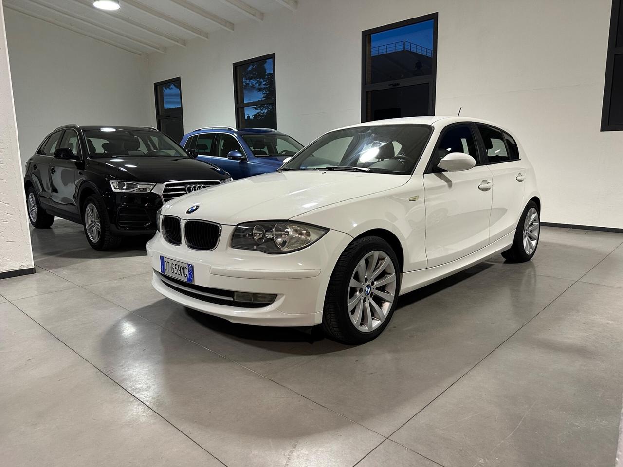 Bmw 116 116i cat 5 porte Futura