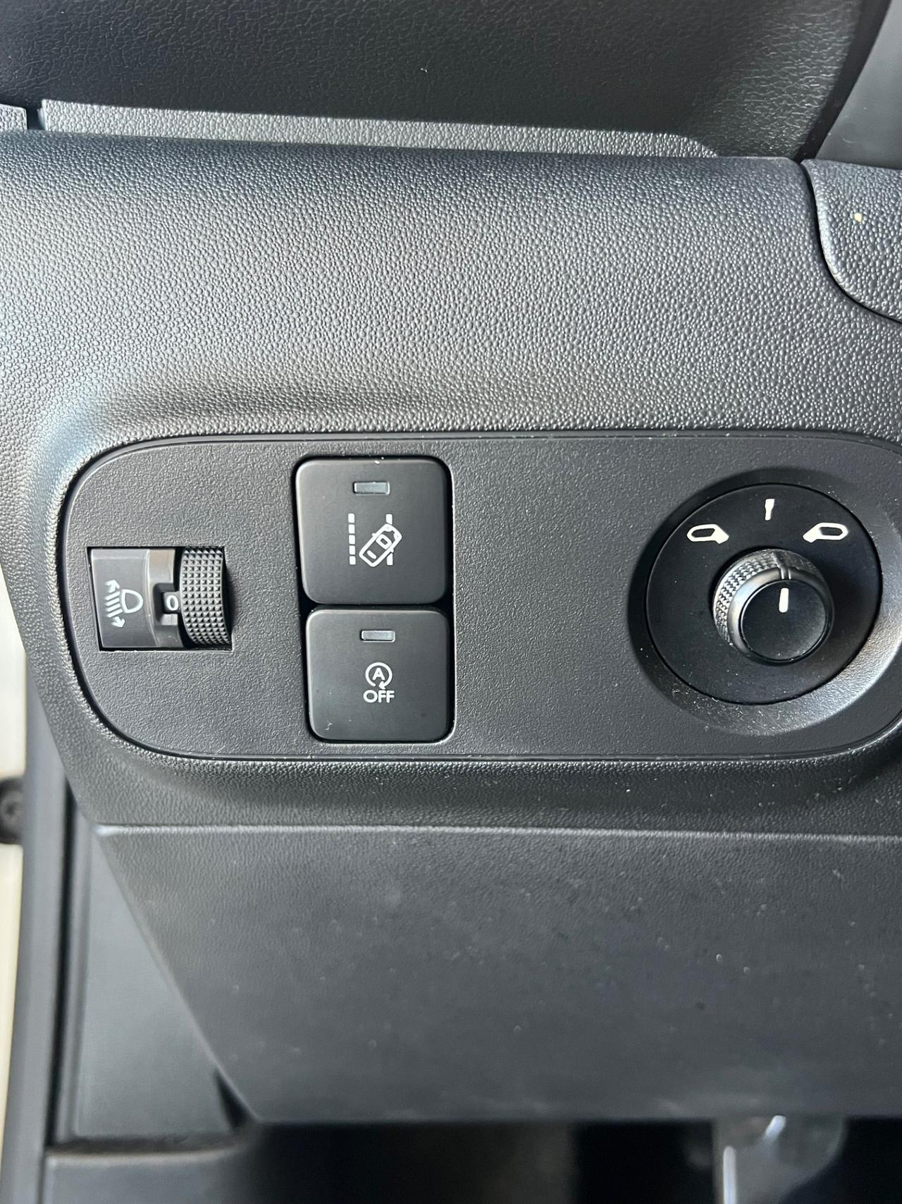 Citroen C3 PureTech 82 S&S Uptown