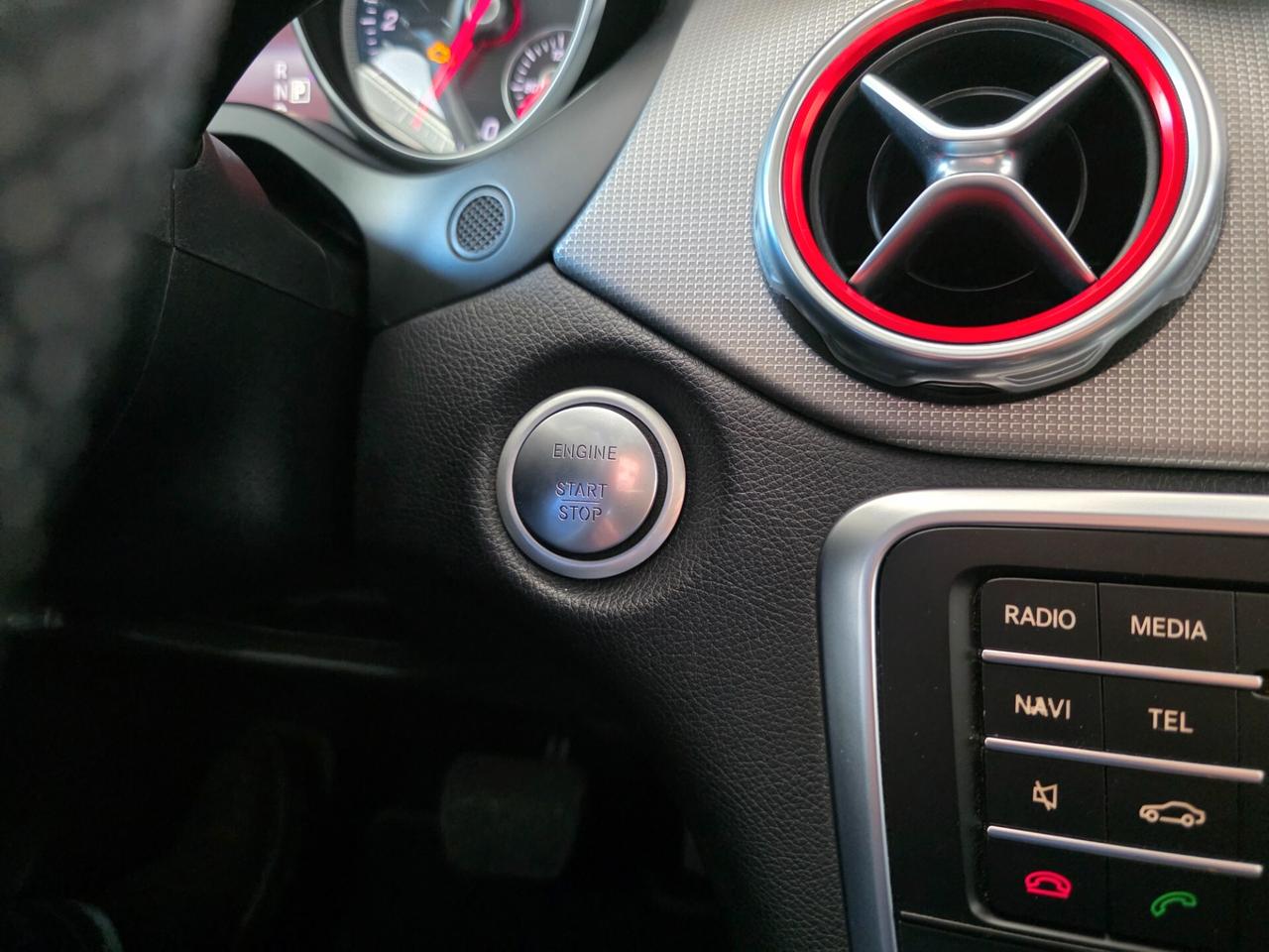 Mercedes-benz GLA 200 d Automatic Premium