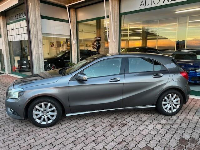 Mercedes-benz A 180 Navi, Sensori, Bluetooth, Neopatentati