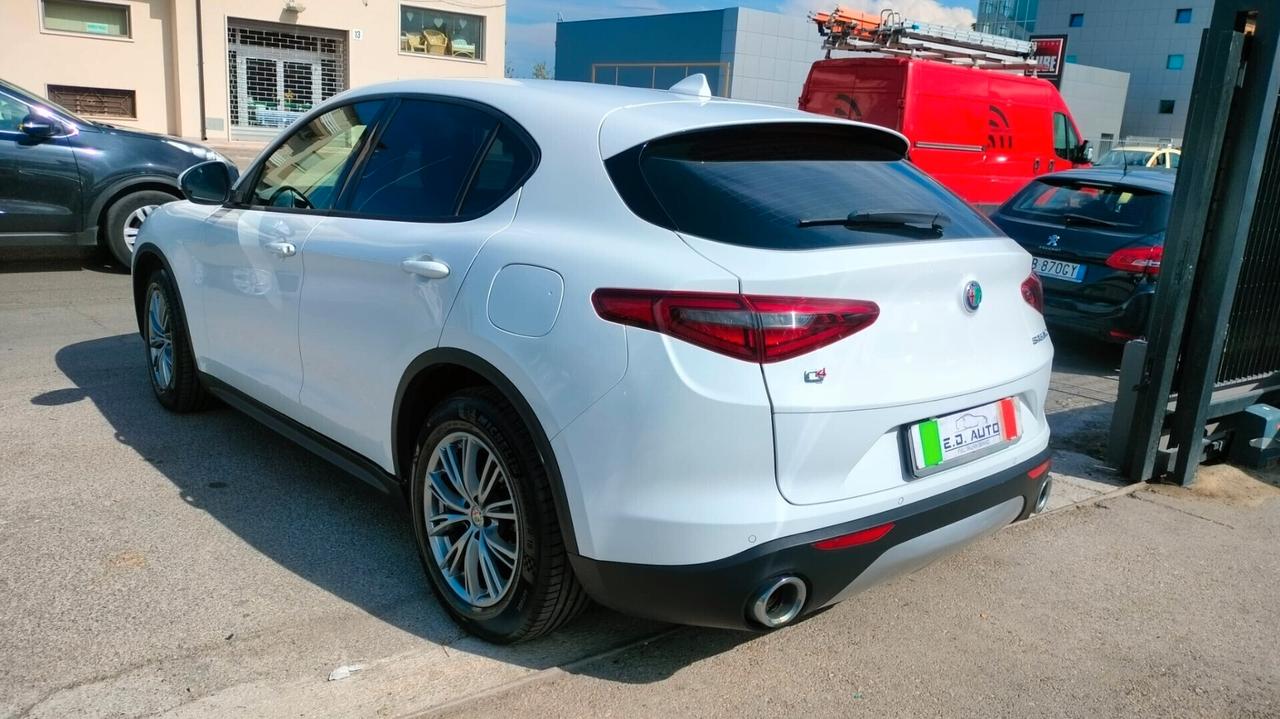 Alfa Romeo Stelvio 2.2 Turbodiesel 190 CV AT8 Q4 Ti