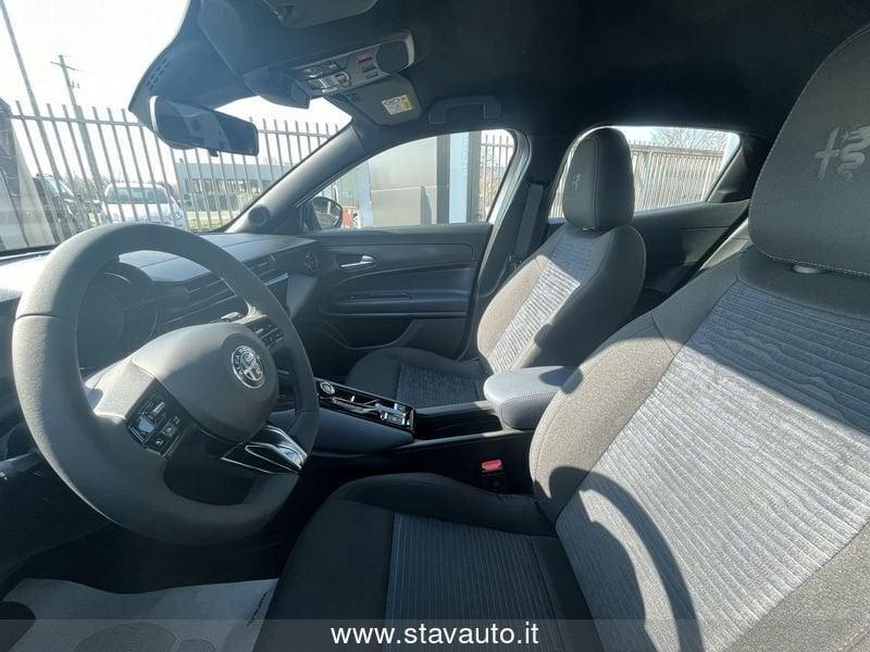 Alfa Romeo Junior 1.2 136 CV Hybrid eDCT6