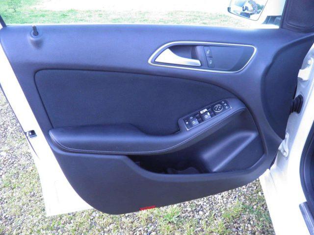 MERCEDES-BENZ B 180 d Automatic Business