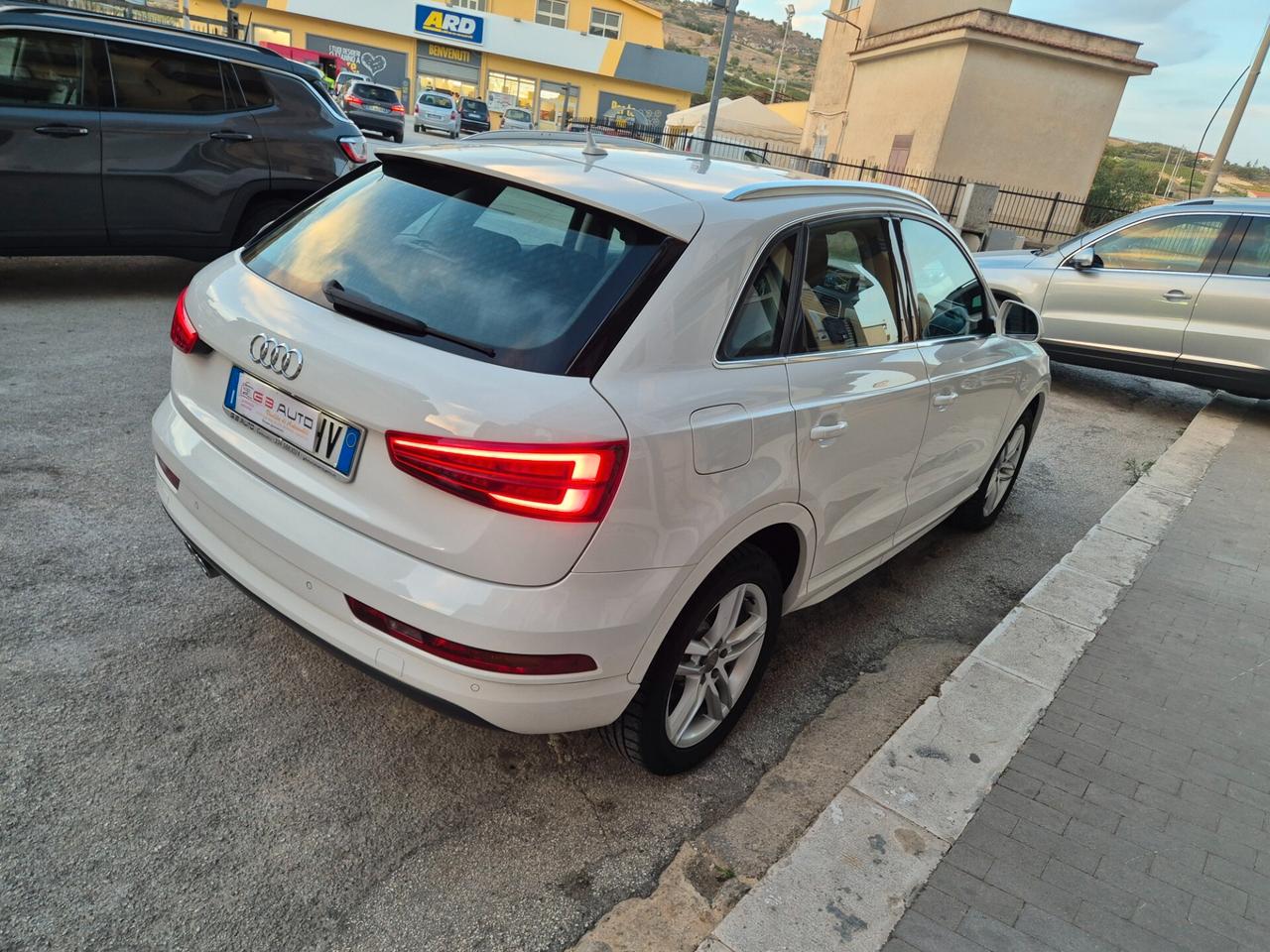 AUDI Q3 2.0 TDI 150 CV LED NAVIGATORE KM CERTIF