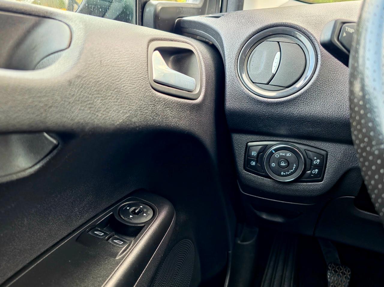 Ford Tourneo Courier 1.5 TDCI 75 CV Sport 2019-E6 Manuale NEO