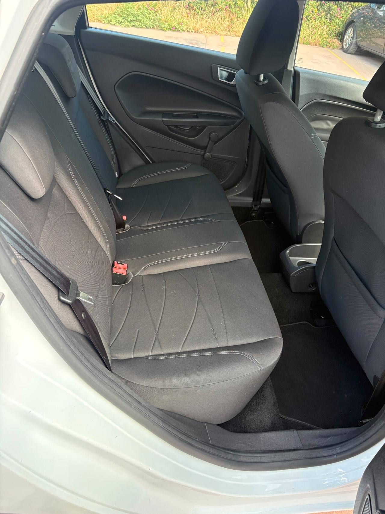 Ford Fiesta 1.5 TDCi 75CV 5 porte 1 ANNO DI GARANZIA