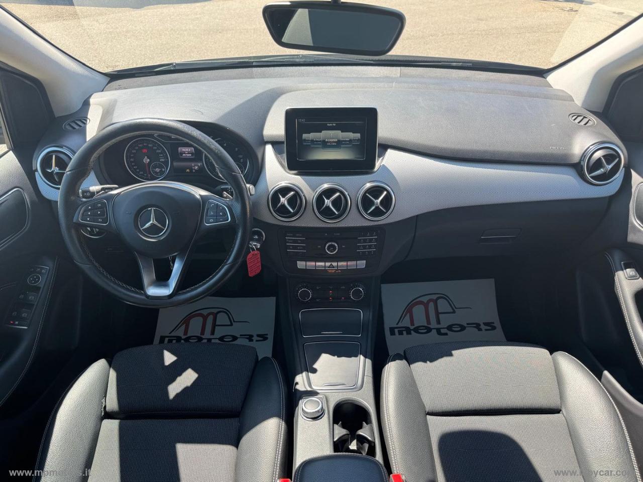 MERCEDES-BENZ B 180 PREMIUM 1.5 D 116CV AUTOMATICA