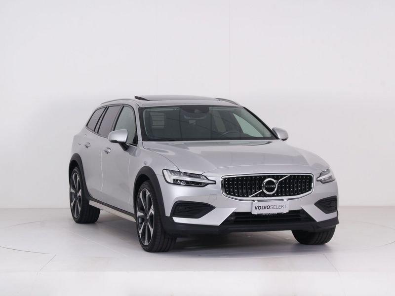 Volvo V60 Cross Country D4 AWD Geartronic Business Pro