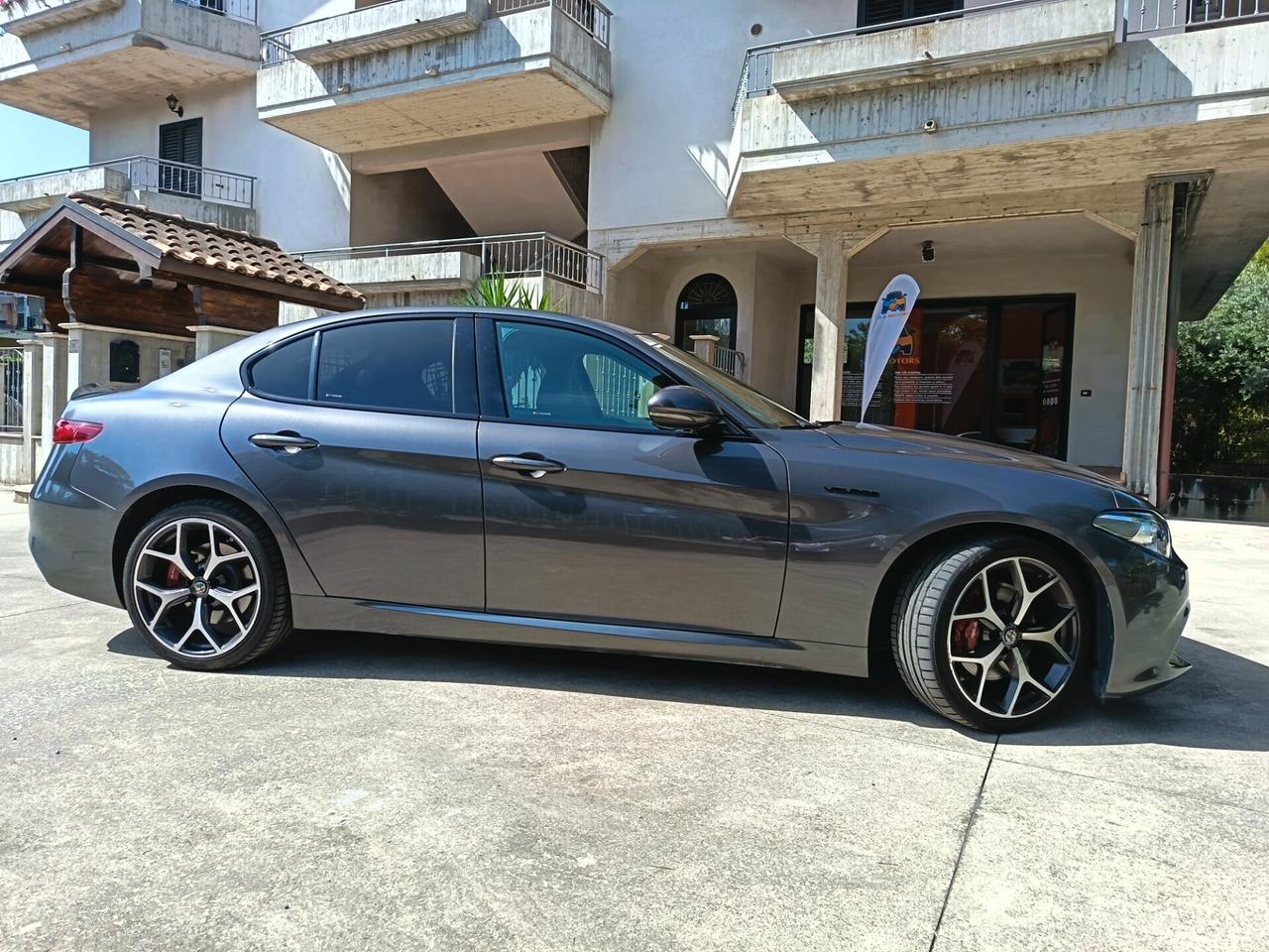 Alfa Romeo Giulia 2.2 Turbodiesel 210 CV AT8 AWD Q4 Veloce