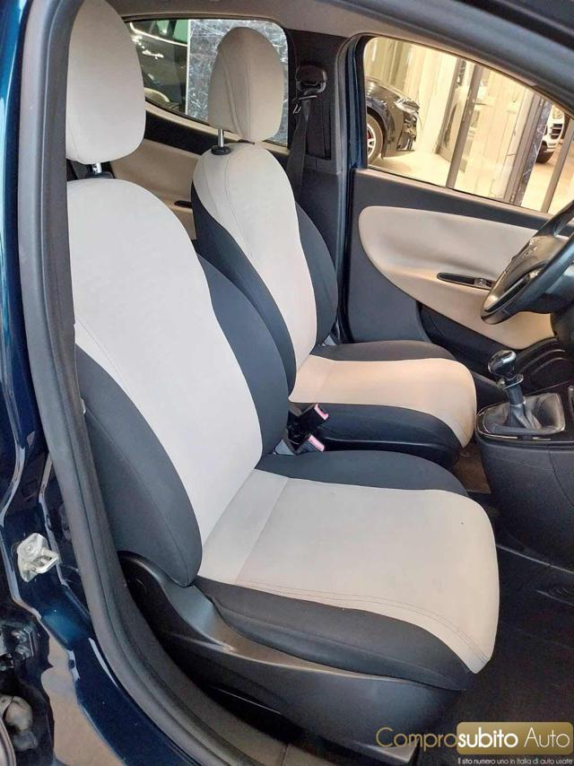 LANCIA Ypsilon 1.2 69 CV (Garanzia 12 Mesi)