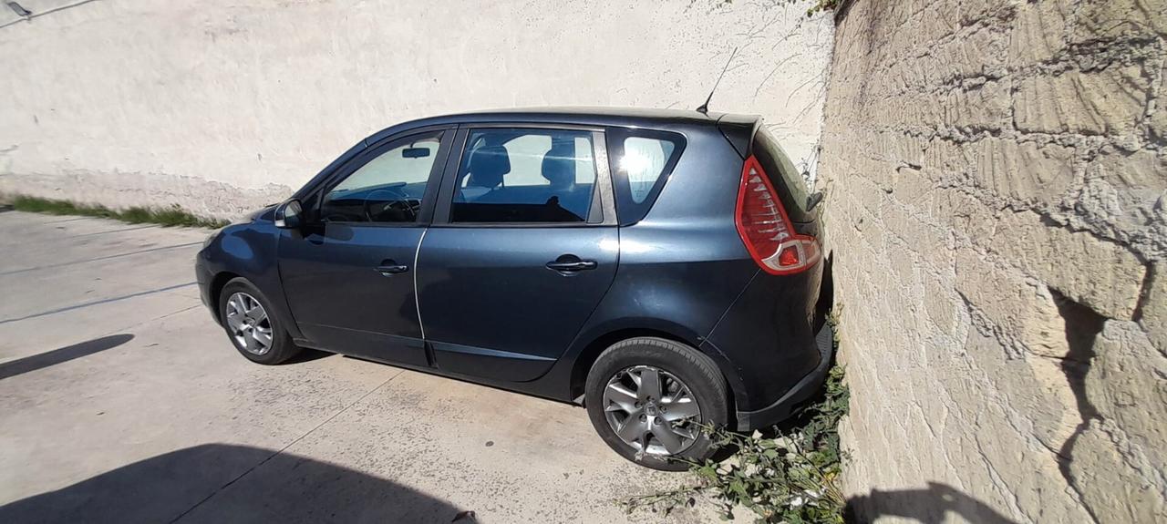 Renault Scenic Scénic X-Mod 1.5 dCi 110CV Dynamique