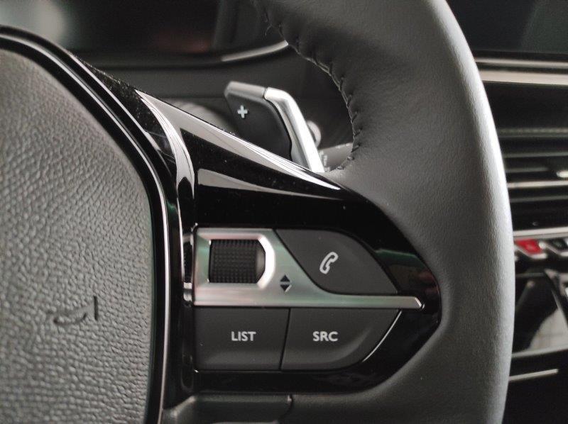 PEUGEOT 2008 2ª serie - 2008 Hybrid 145 e-DCS6 Allure