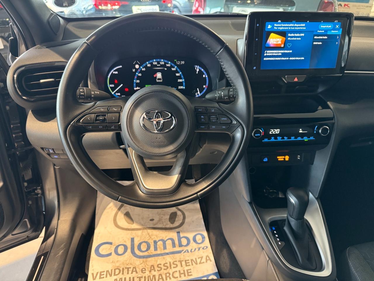 Toyota Yaris Cross 1.5h Trend fwd 130cv e-cvt Led App conn Cam 17" Neop