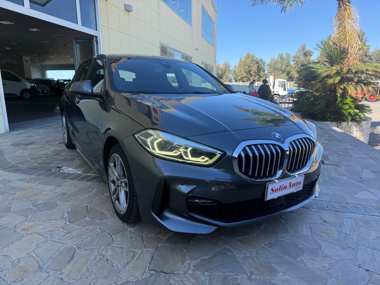 Bmw 118 118d 5p. Msport