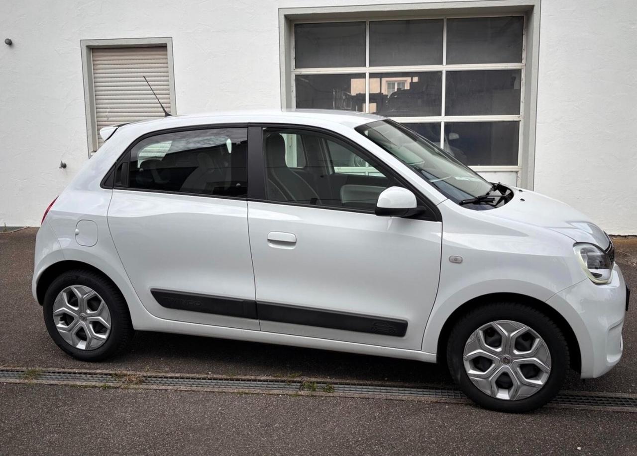 Renault Twingo SCe 65 CV Intens Navi