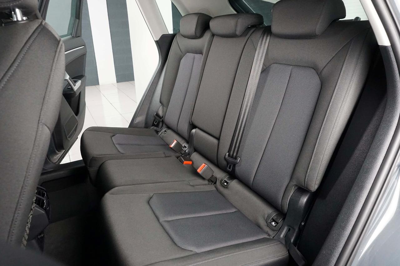 Audi Q3 35 TDI S tronic Business