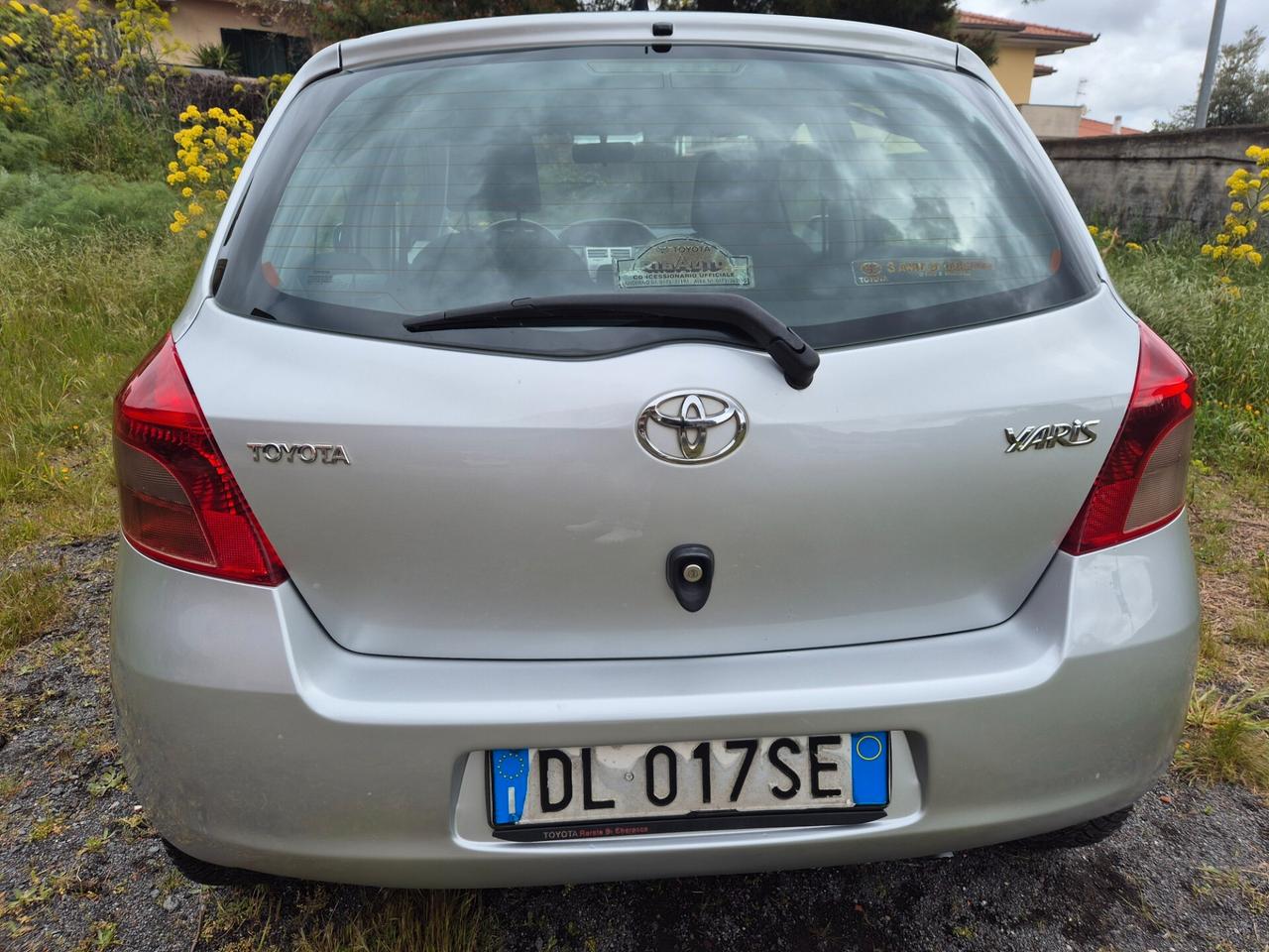 Toyota Yaris 1.0 benzina 5 porte