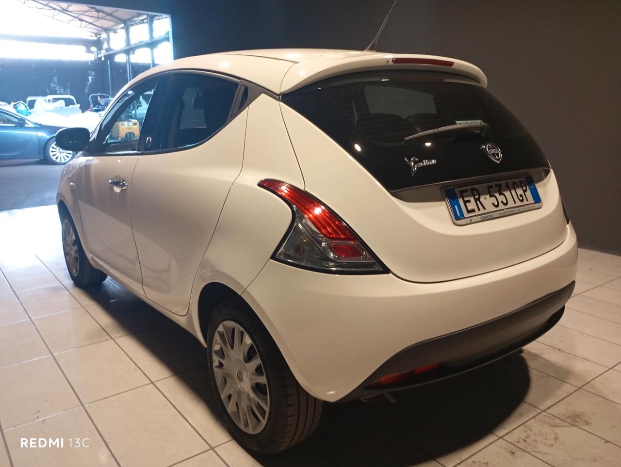 Lancia Ypsilon del 2013 BENZINA/ GPL FINO 2033