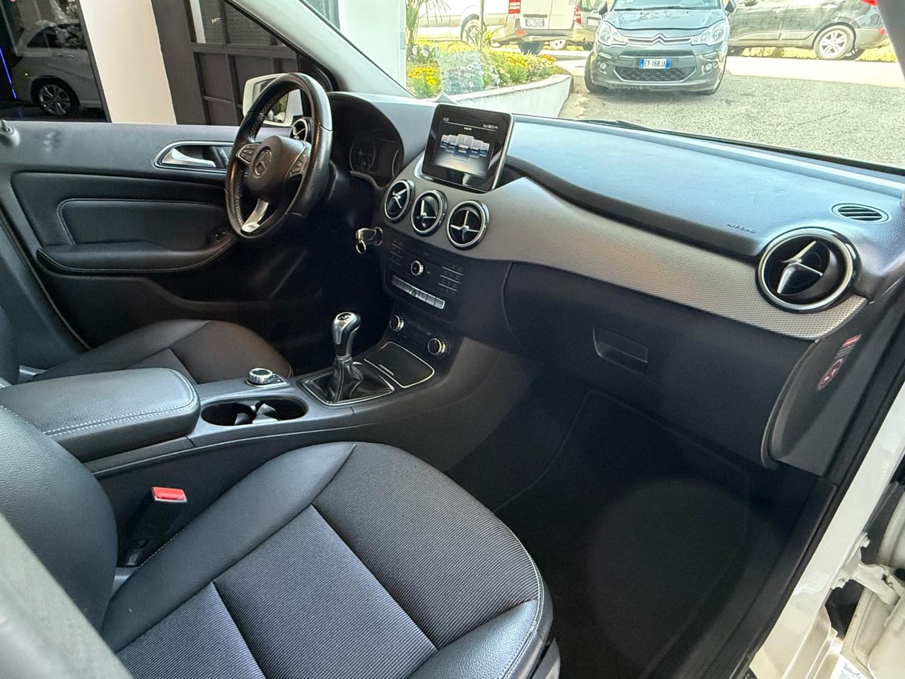 Mercedes-benz B 180 Neopatentati
