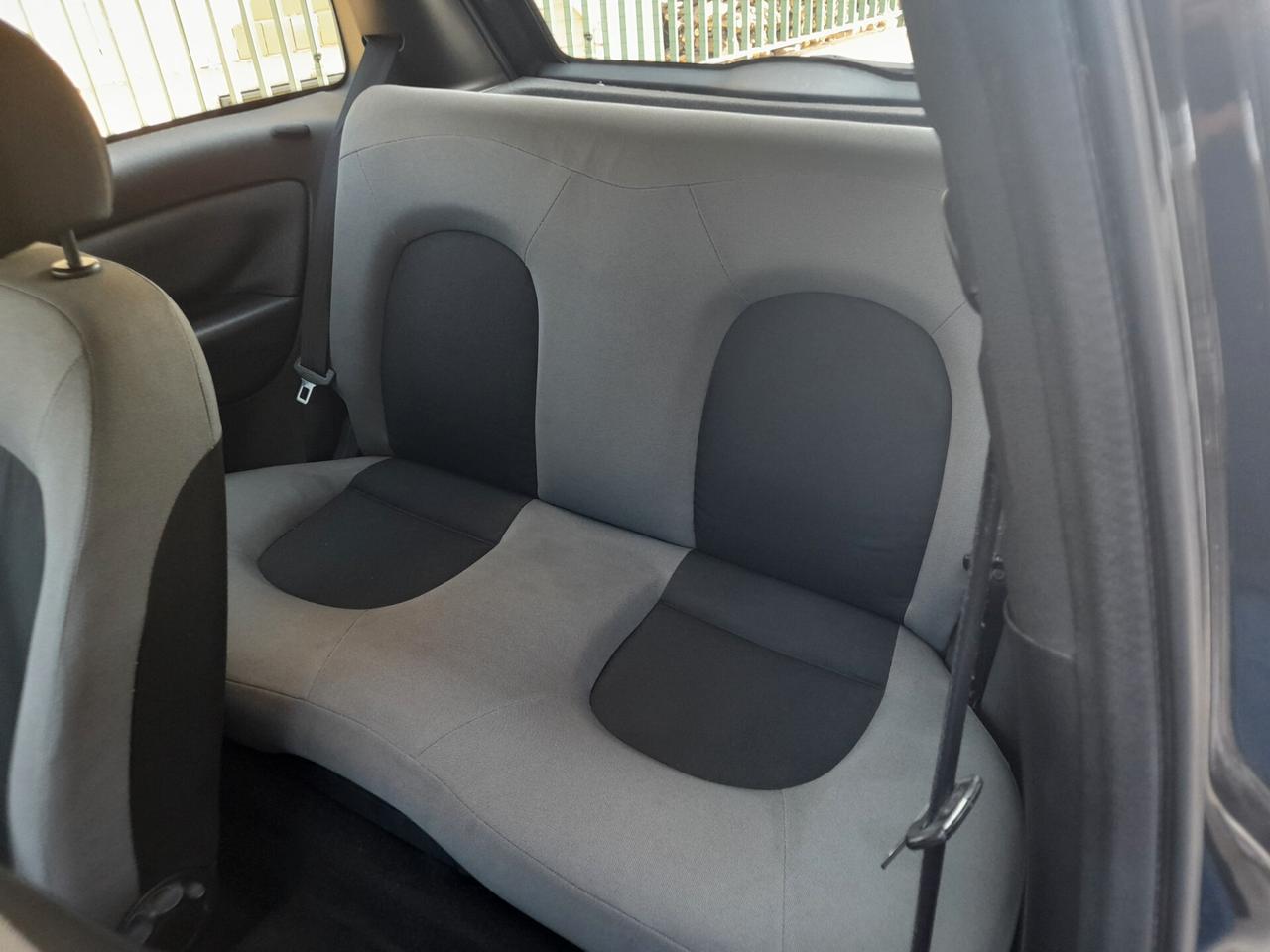 Lancia Ypsilon 1.4 Diva Ecochic GPL