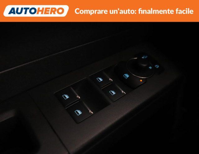 FORD Tourneo Courier 1.0 EcoBoost Titanium