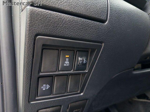 TOYOTA Hilux Hilux IV 2.4 d-4d double cab Comfort 4wd - GF290HN