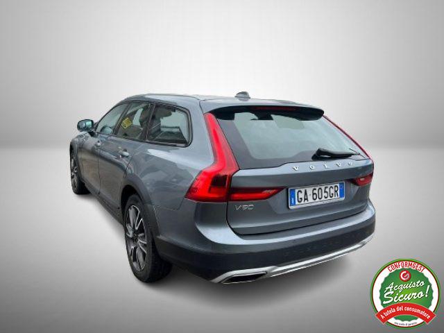 VOLVO V90 Cross Country D4 AWD Geartronic Pro