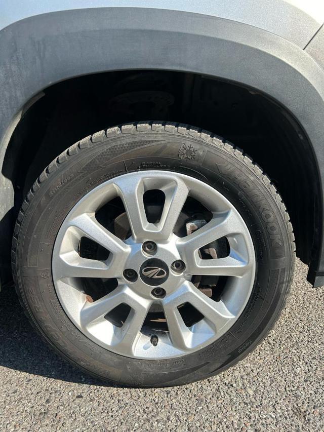 MAHINDRA KUV100 1.2 VVT K8