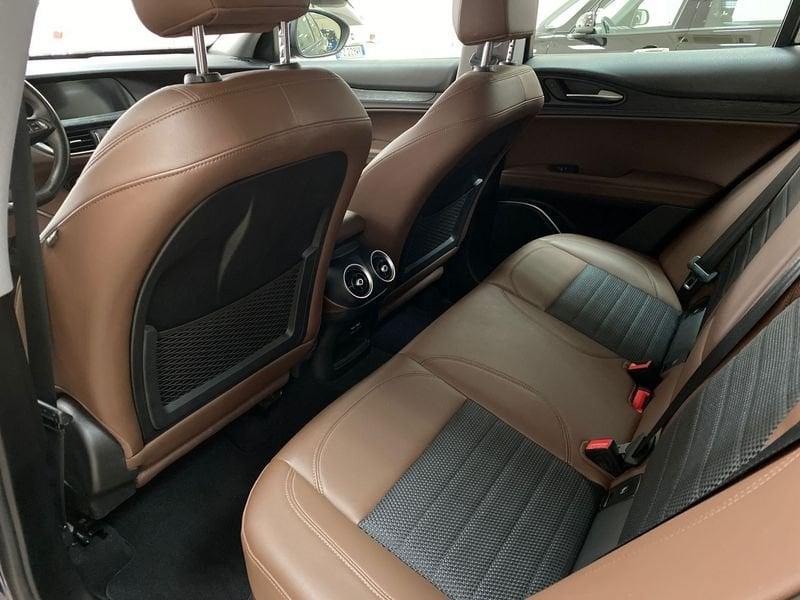 Alfa Romeo Stelvio 2.2 Turbodiesel 190 CV AT8 RWD Executive