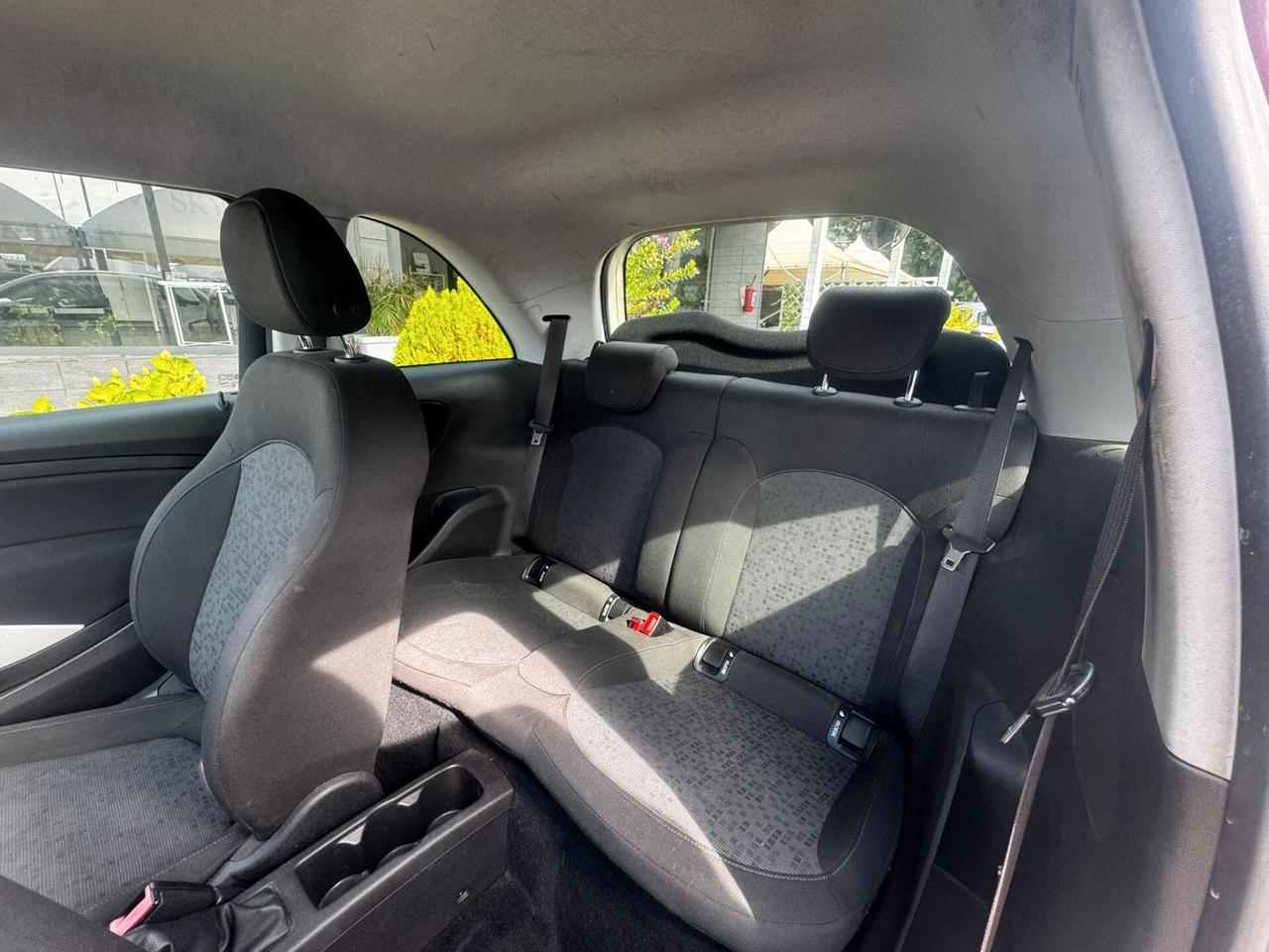 Opel Adam 1.2 70 CV Glam