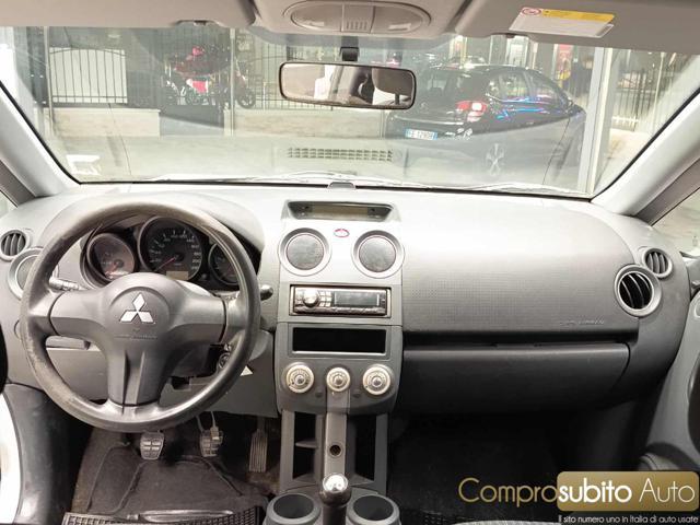 MITSUBISHI Colt 1.1 12V 3p. Inform