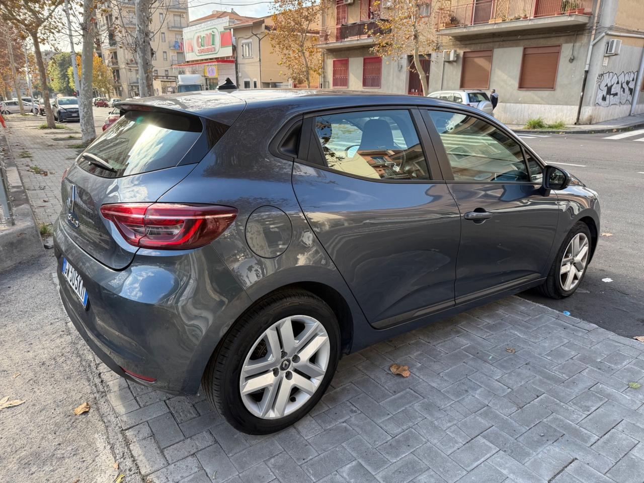 Renault Clio TCe 90 CV 5 porte Techno